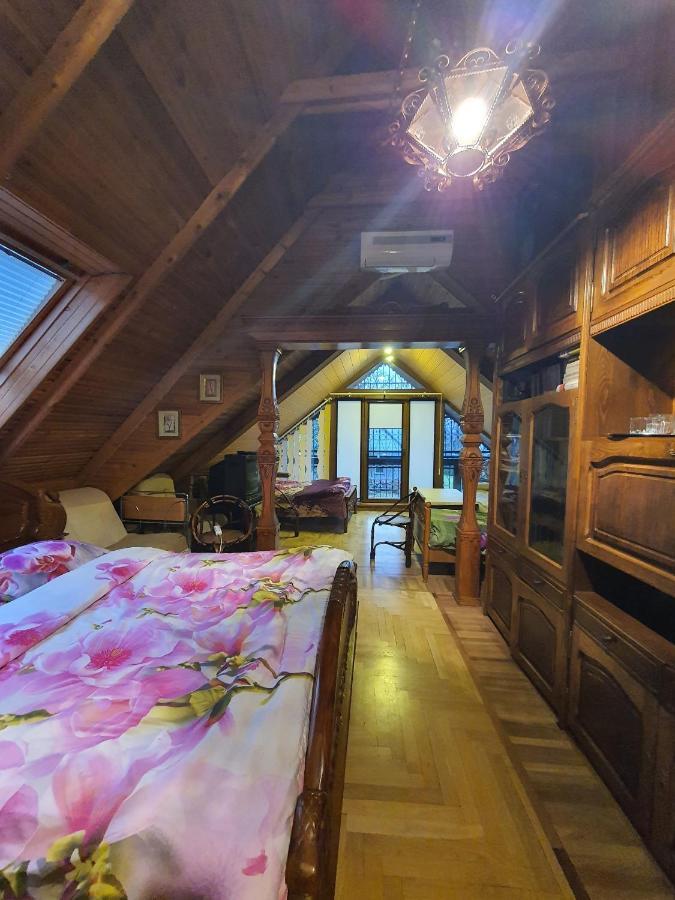 Отель Pas Birute Каунас Экстерьер фото